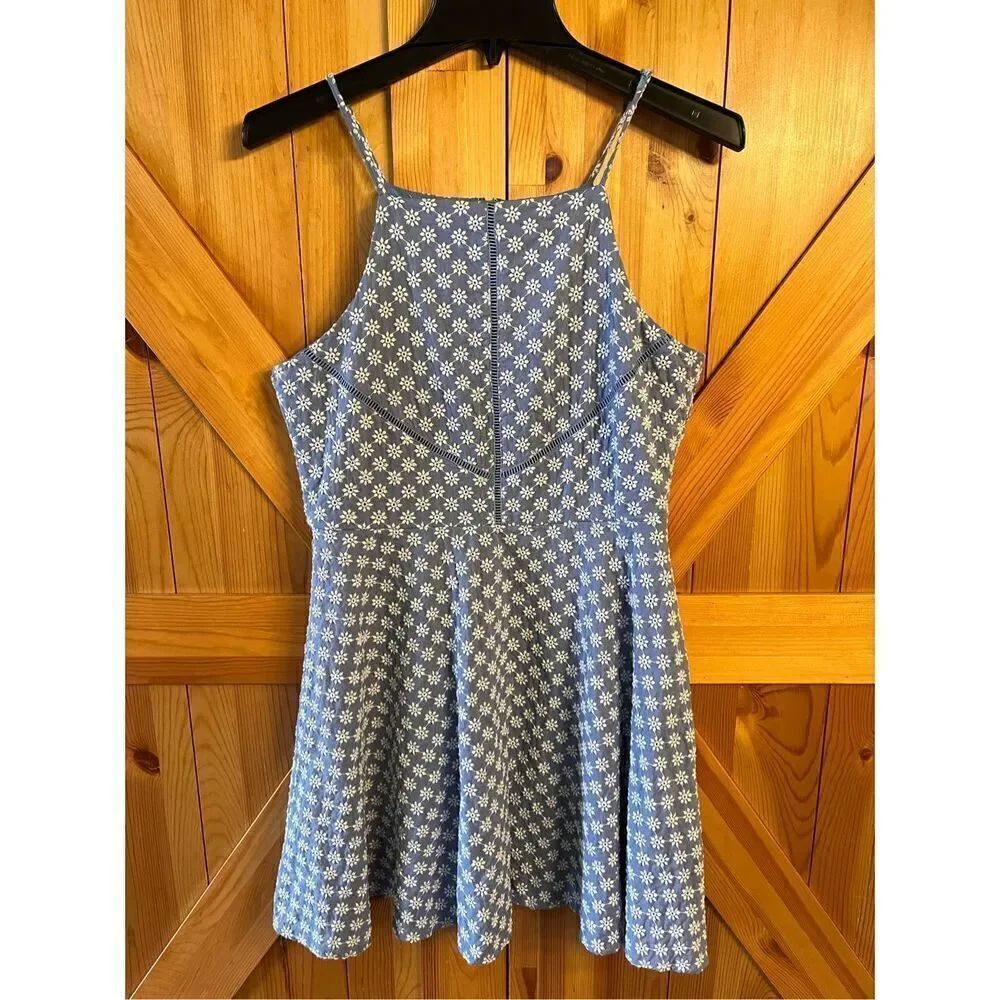 Trixxi Eyelet Halter Fit Flare Mini Dress Blue Size Medium nwt (3109) Read